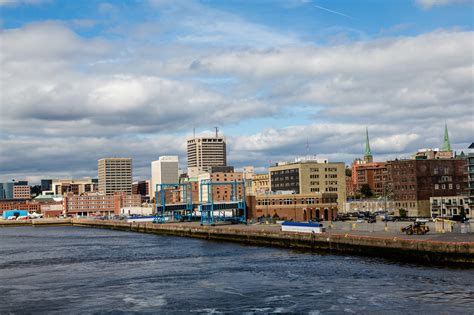 what is the largest city in new brunswick|Saint John .